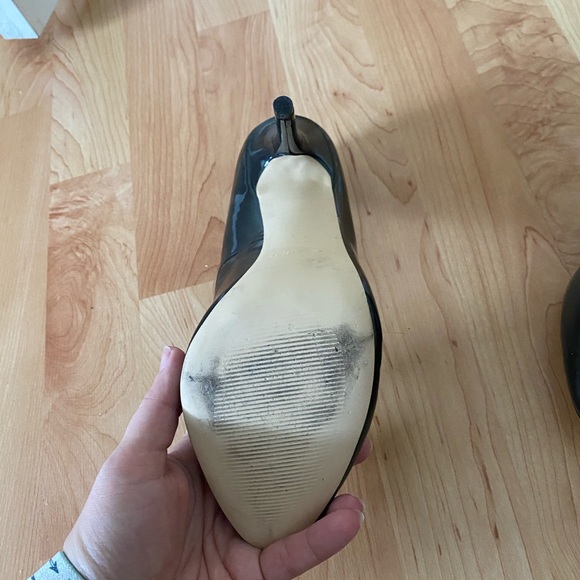 Black stilettos - Picture 3 of 4